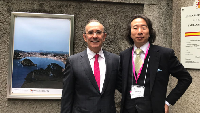 Eduardo Anitua en USA y Japón (4)